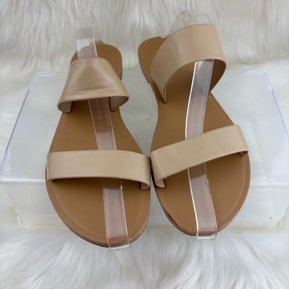FOREVER 21 SANDALS  SIZE 8.5 woman - Picture 1 of 6